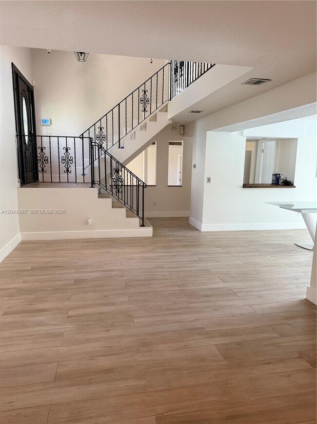 Building Photo - 20501 SW 50th Pl