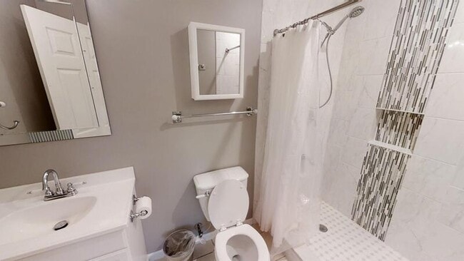 Building Photo - 292 Sandrock Ct