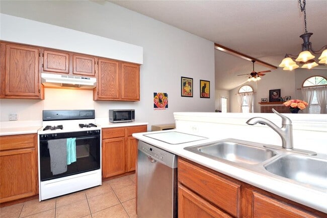 Building Photo - 3013 Cottonweed Trail