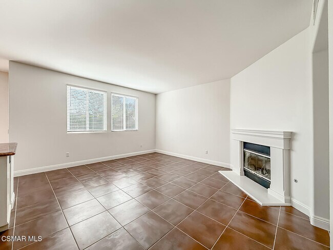 Building Photo - 4948 Via Coronado