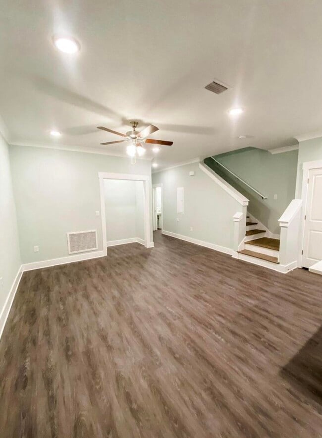 Building Photo - 312 N Sand Palm Rd