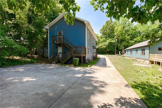 Building Photo - 987 Dimmock St SW