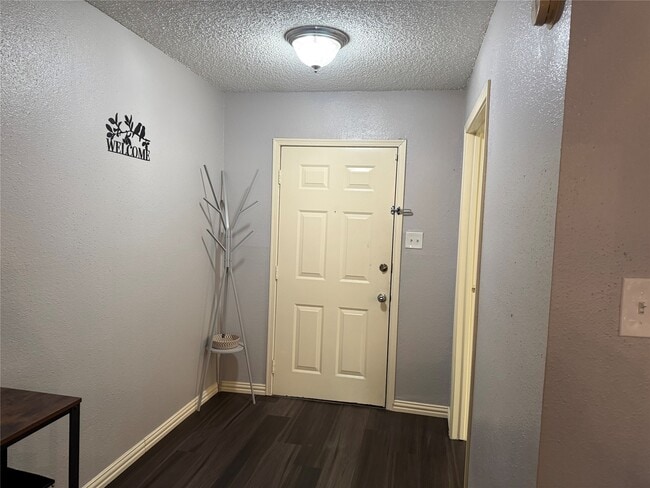 Building Photo - 2120 El Paseo St