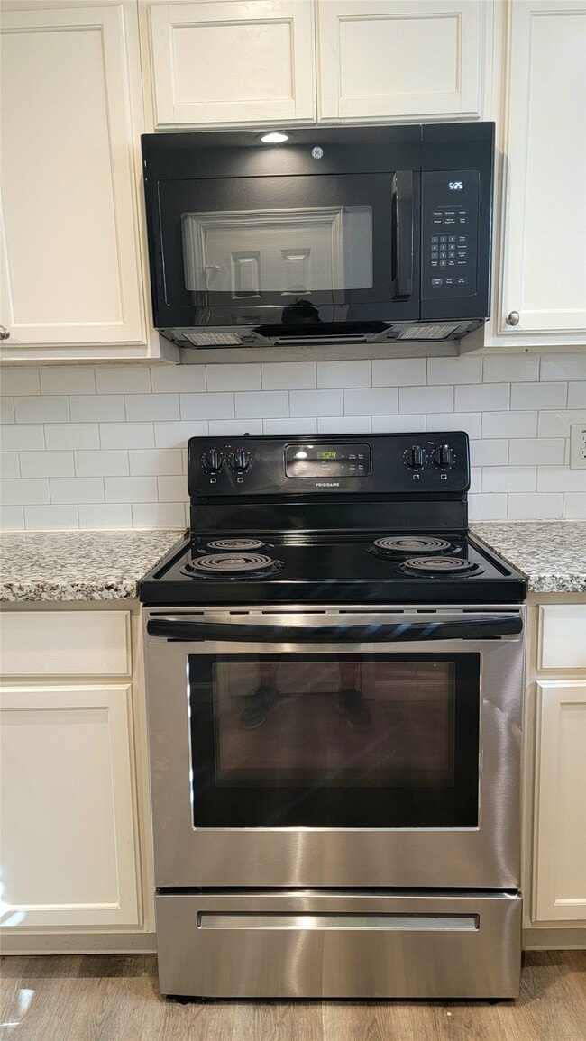 Building Photo - 4130 Galesburg St