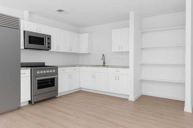 Building Photo - 16016 Green Manor Dr