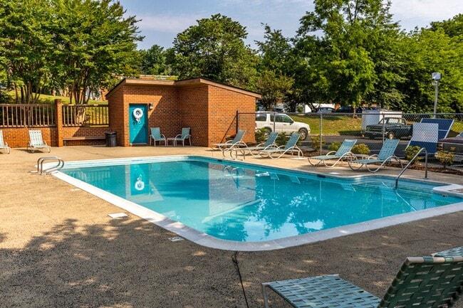 Building Photo - 137 Green Turtle Ln