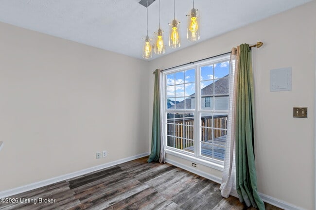 Building Photo - 5001 Middlesex Dr