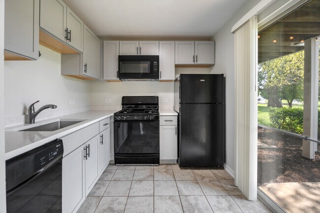 Building Photo - 20 Gant Cir