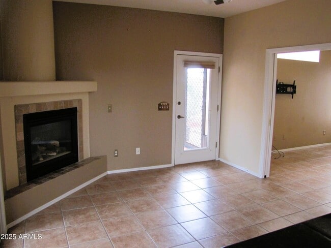 Building Photo - 4651 Desert Springs Trail