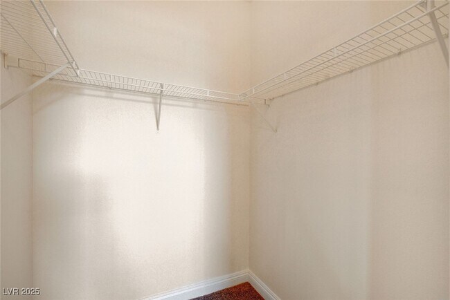 Building Photo - 8000 W Badura Ave