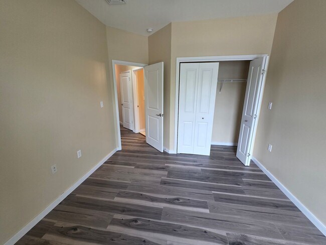 Building Photo - Wiltree Court-269