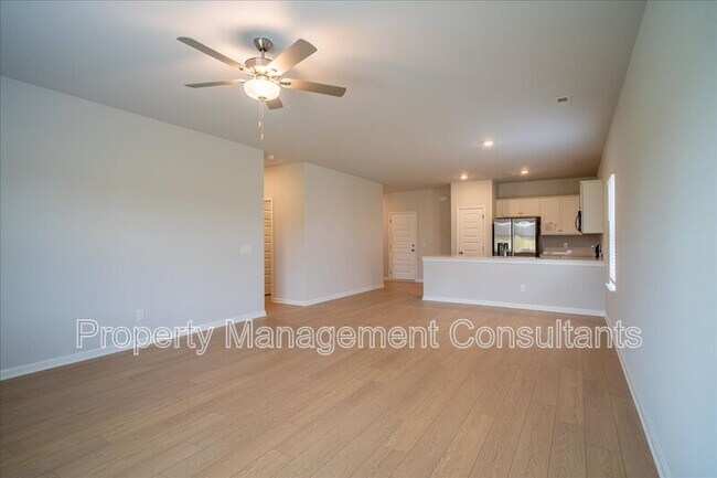 Building Photo - 22821 Dashwood Ln