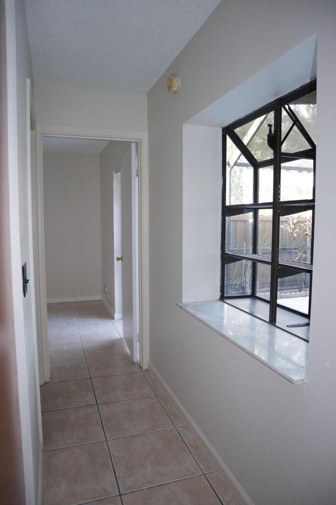 Building Photo - 6190 Seven Springs Blvd