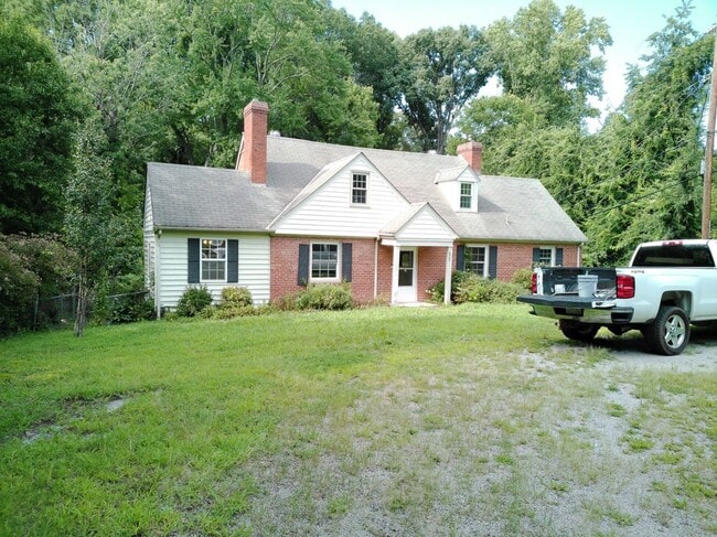 Building Photo - 6902 Old Jahnke Rd