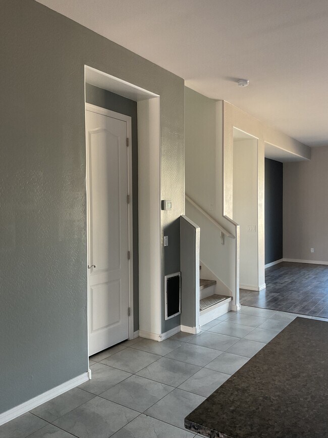 Building Photo - 20466 W Legend Trail