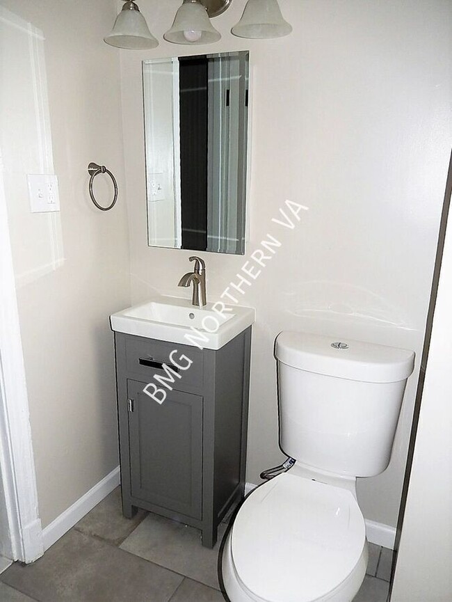 Building Photo - 2601 16th St S