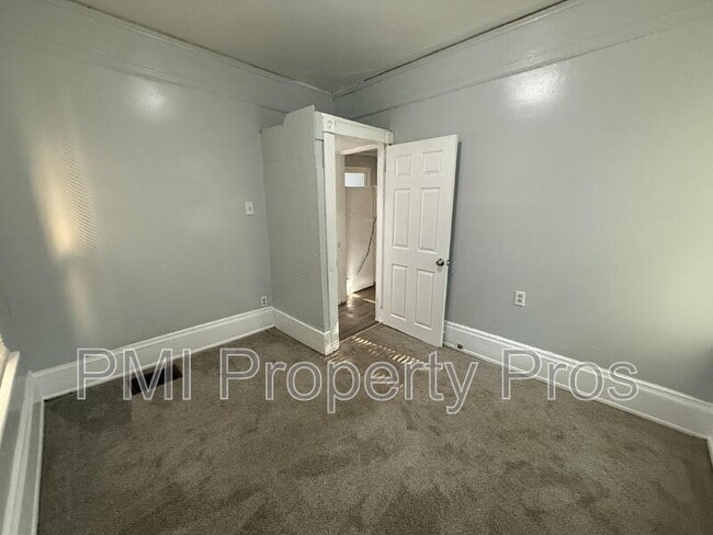 Building Photo - 1939 N 37th St