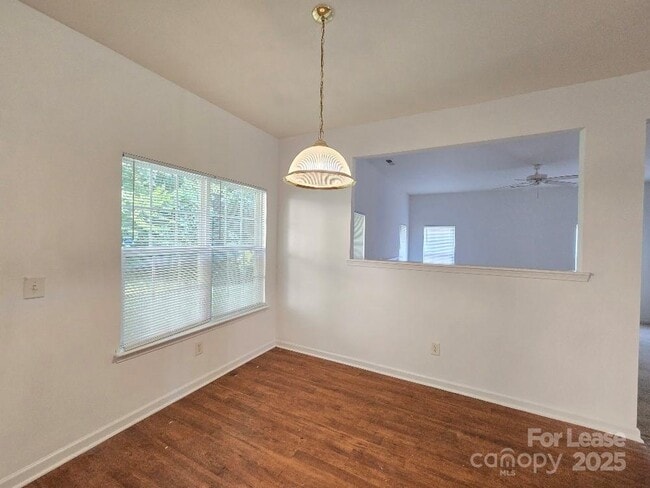 Building Photo - 4021 Fifendrum Ln