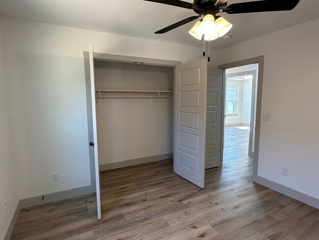 Building Photo - NEW 5 Bed 3 Bath w/ Walk Out Basement Waynesville School District