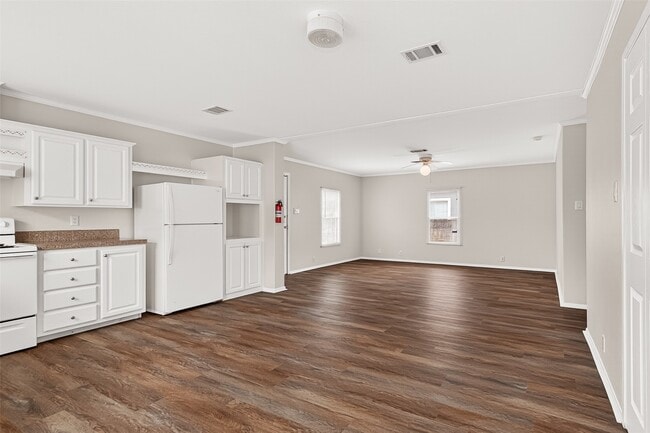 Building Photo - 11918 Greensbrook Forest Dr