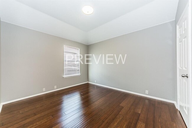 Building Photo - 2504 Prospect Hill Dr