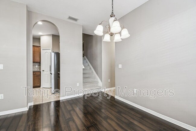 Building Photo - 5704 Kingletsound