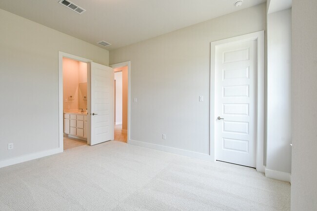 Building Photo - 4859 Antler Run Dr