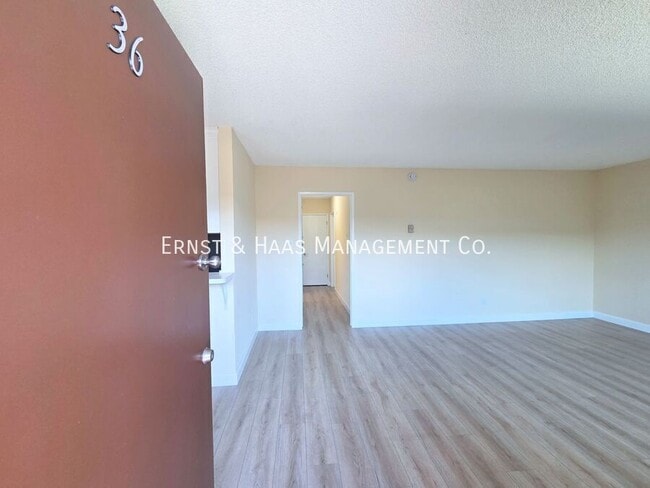 Building Photo - 5535 Ackerfield Ave