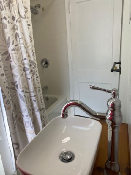 Building Photo - 169 W Gibson St