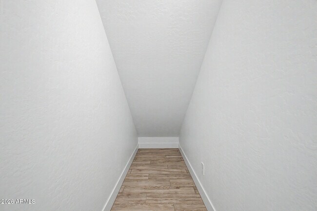 Building Photo - 21505 E Sparrow Dr