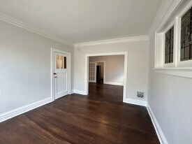 Building Photo - 4607 Shenandoah Ave