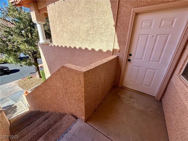 Primary Photo - 2925 Wigwam Pkwy