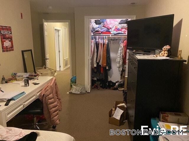 Building Photo - 51 Chelsea St