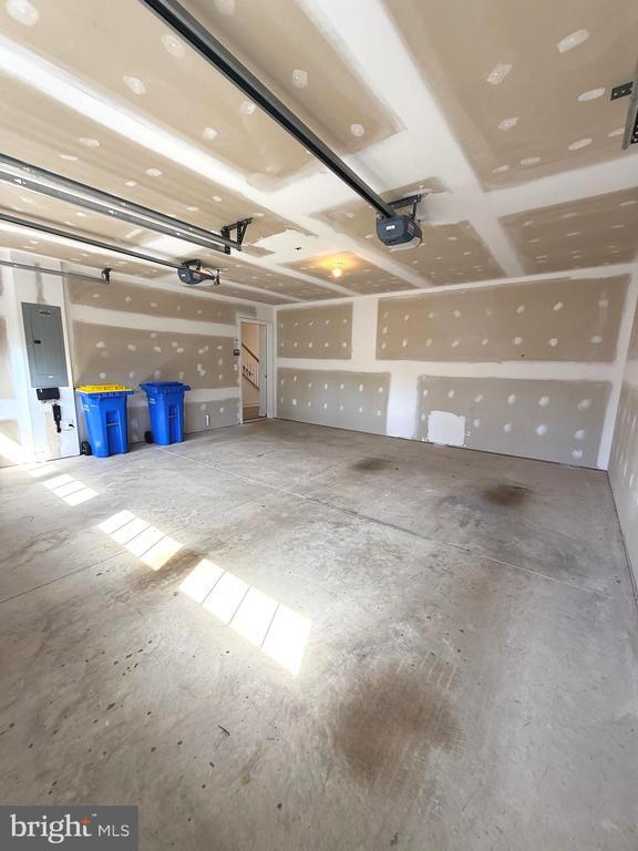 Building Photo - 1413 Woolford Wy