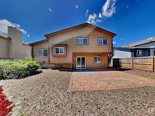 Building Photo - 12447 Country Meadows Dr