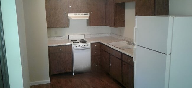 Interior Photo - Creighton Apartments