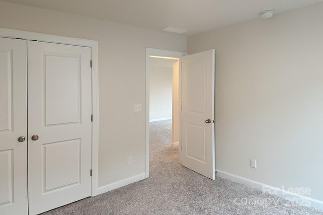 Building Photo - 4113 Armstrong Farm Dr