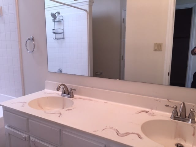 Building Photo - Like New Home Near Sisky YMCA