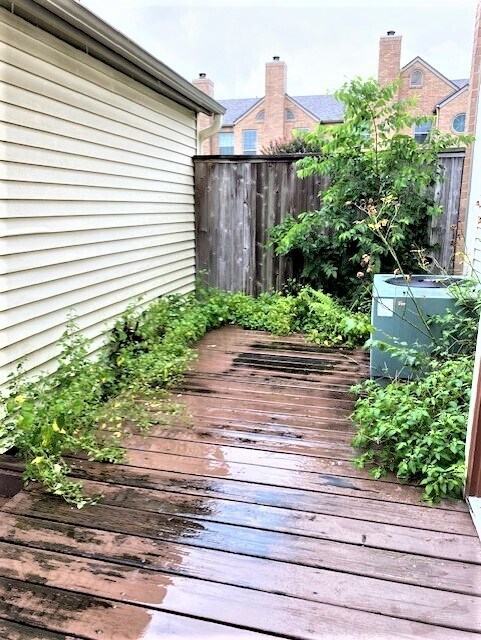 Building Photo - 3300 Bellefontaine St