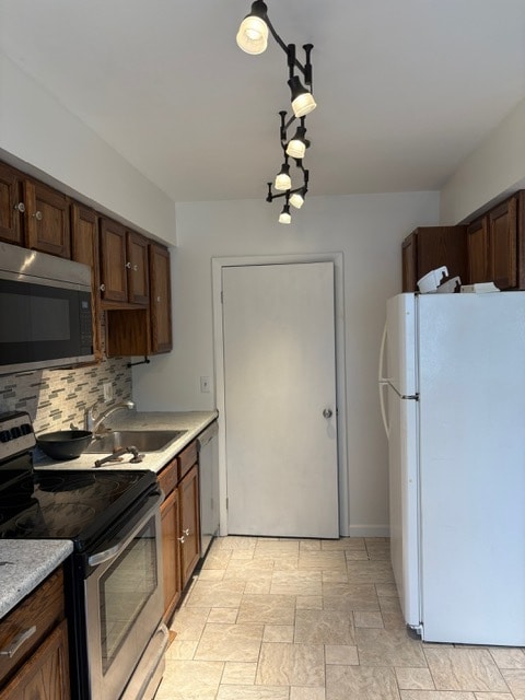 Building Photo - 40 Mimosa Ct