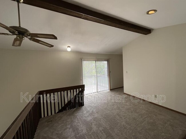 Building Photo - 291 Eagle Ridge