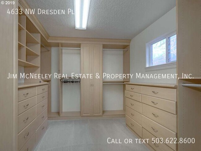 Building Photo - Coming soon!  Goregous 4 bedroom + bonus r...