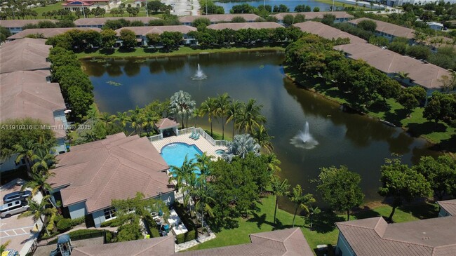 Building Photo - 3717 Sonoma Dr