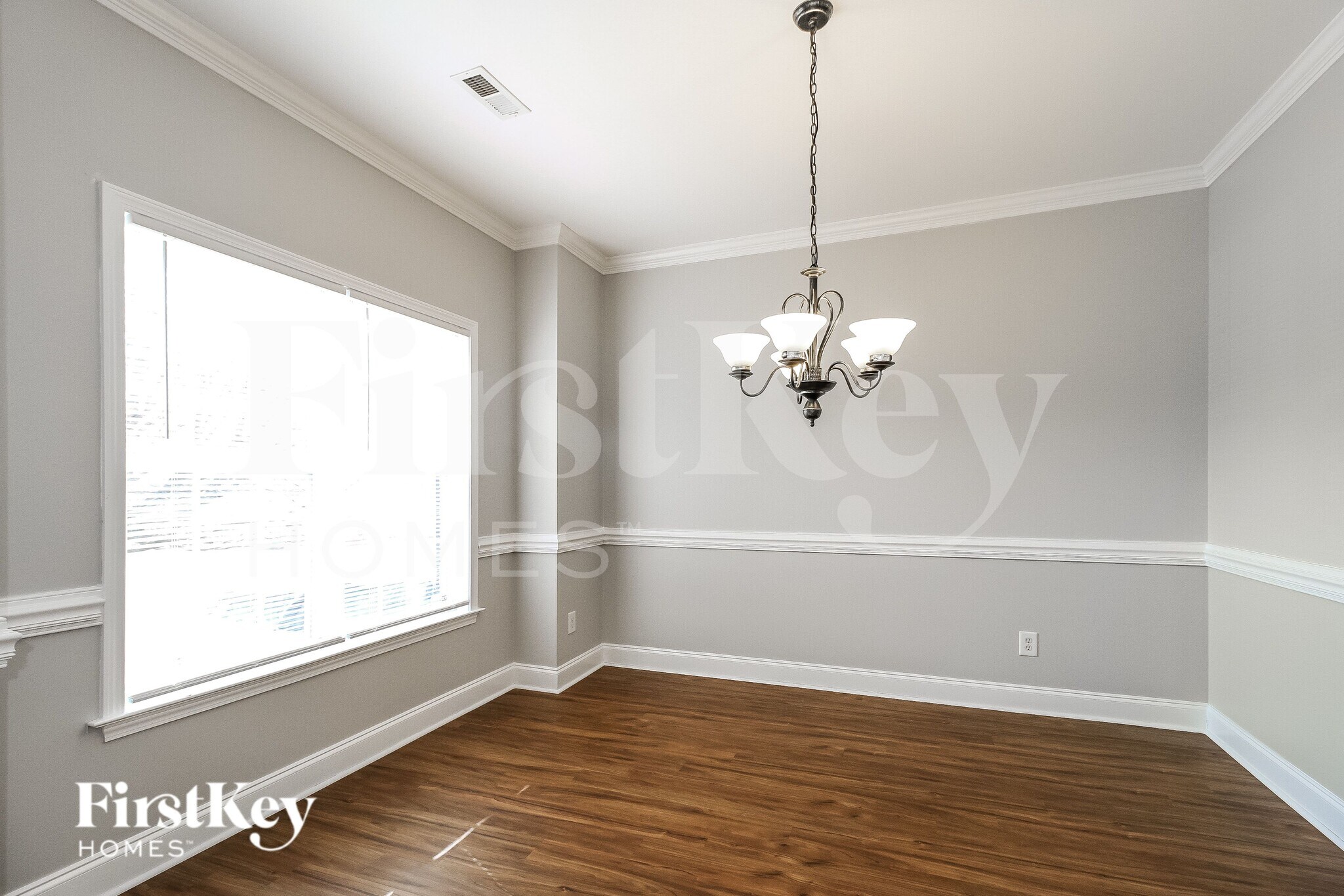 Building Photo - 3117 Knoll Ridge Dr