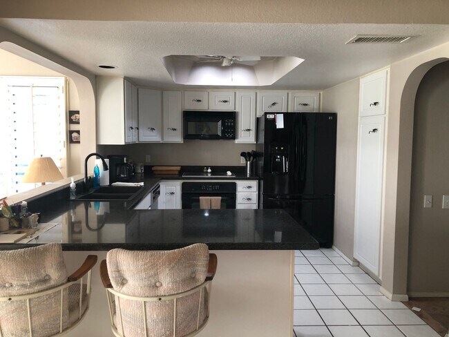 Building Photo - Amazing Golf Course Views in Leisure World a 45+ Active Adult Resort Community.  Available June t...