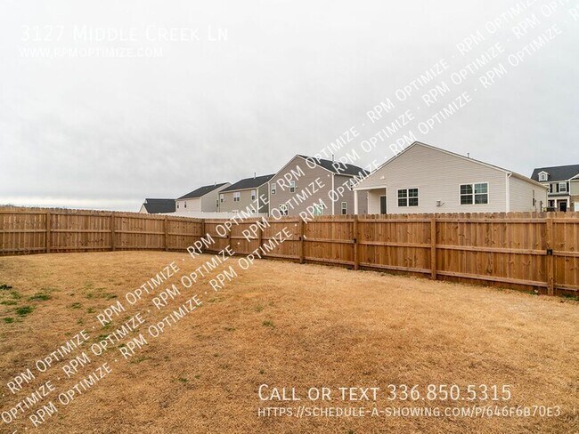 Building Photo - 3127 Middle Creek Ln