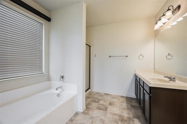 Building Photo - 3416 Wavecrest Ln