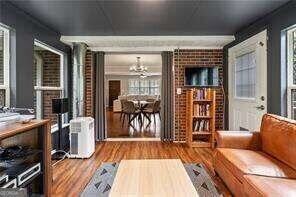 Building Photo - 3235 Woodview Dr SE