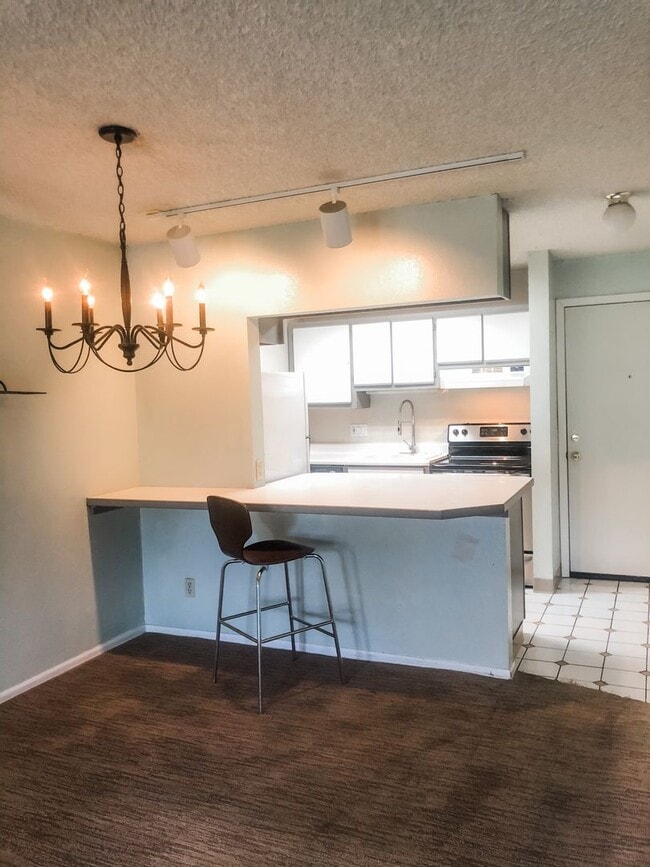 Building Photo - 3250 O'Neal Cir