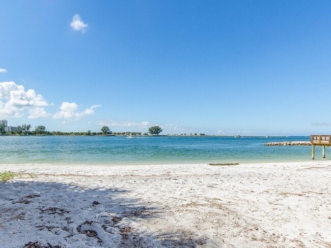 Building Photo - 675 S Gulfview Blvd